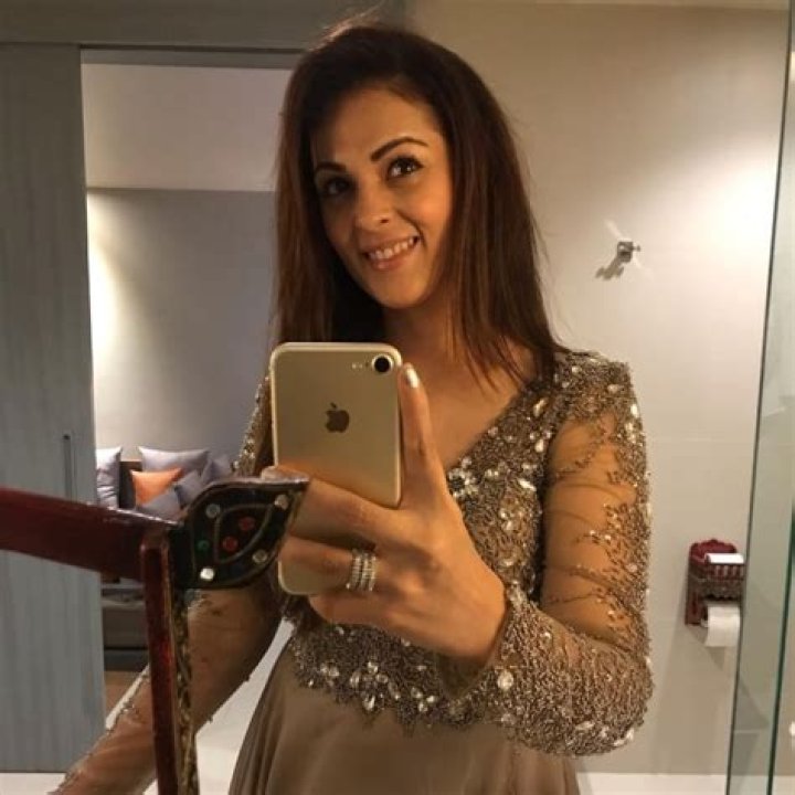 Anjana Sukhani Height, Weight, Net Worth, Age, Birthday, Wikipedia, Who, Nationality, Biography