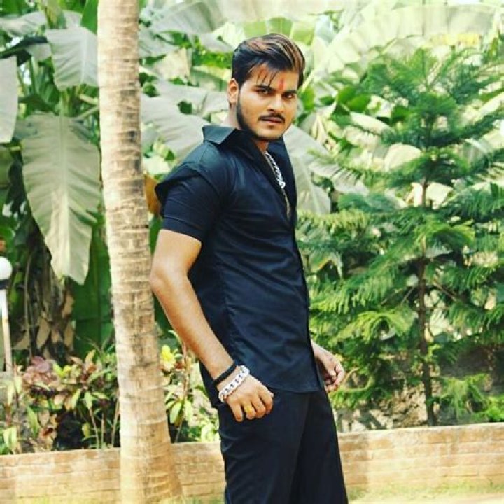 Arvind Akela Kallu Height, Weight, Net Worth, Age, Birthday, Wikipedia, Who, Instagram, Biography
