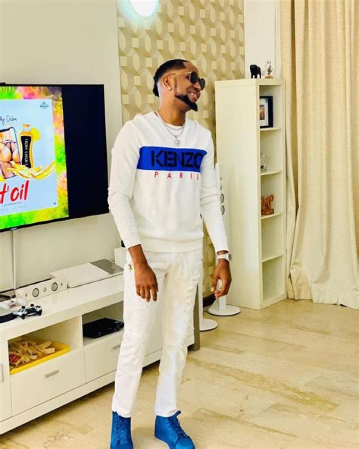 
Baddy Oosha Height, Weight, Net Worth, Age, Birthday, Wikipedia, Who, Nationality, Biography 