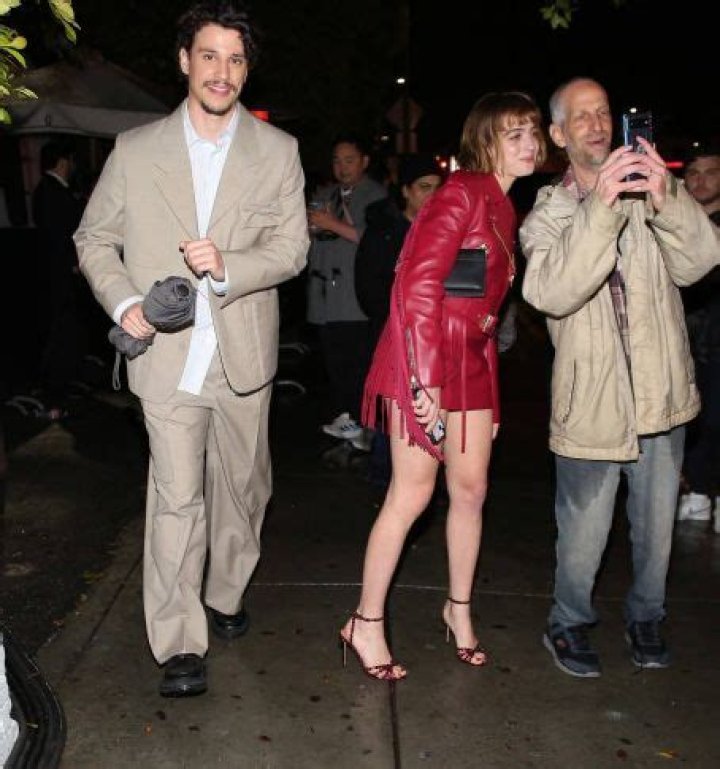 
Beatrice Grannò Boyfriend: Who Is She Dating? Parents and Net Worth 