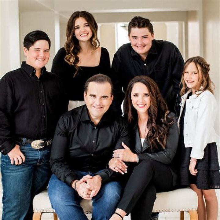 
Brandon Hagy Wife Jay Hagy Net Worth, Age, Birthday, Wikipedia, Who, Nationality, Biography 
