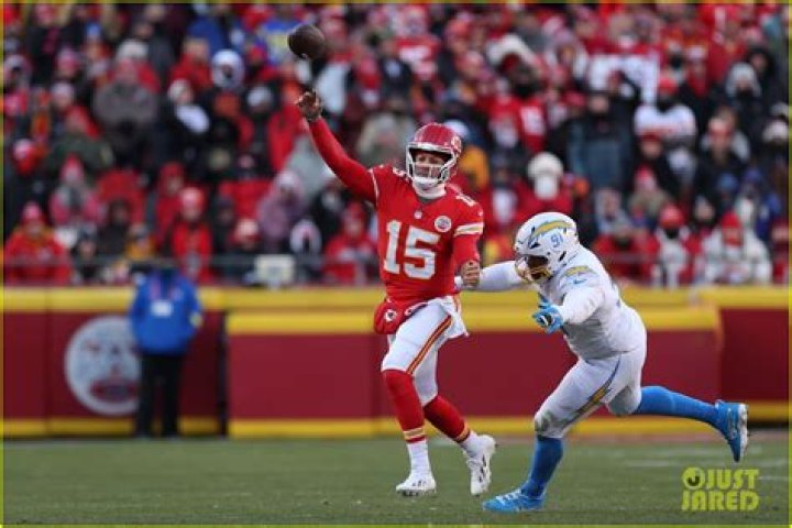 Bryan Cook injury update: Kansas City Chiefs safety injured vs Green Bay Packers