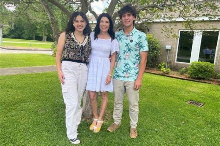 
Cameron Robbins Parents: Where Are They From? Family Tree 