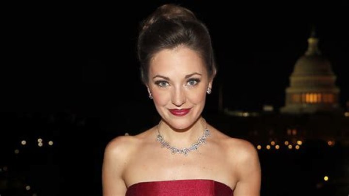 Caye Hicks Height, Weight, Net Worth, Age, Birthday, Wikipedia, Who, Instagram, Biography