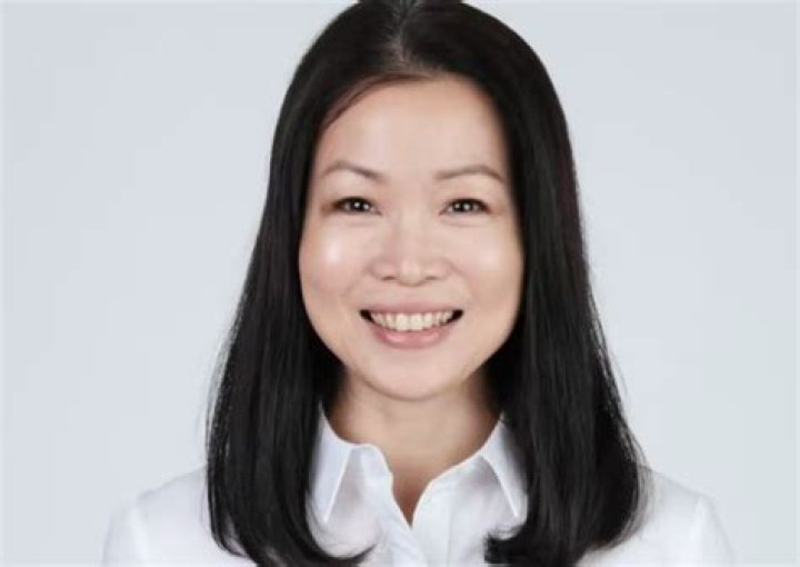 Cheng Li Hui Height, Weight, Net Worth, Age, Birthday, Wikipedia, Who, Nationality, Biography