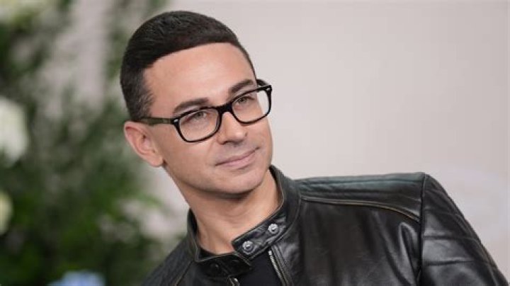 
Christian Siriano Height, Weight, Net Worth, Age, Birthday, Wikipedia, Who, Nationality, Biography 