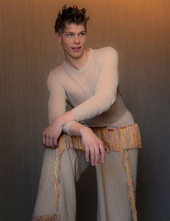 
Devin Moorman Height, Weight, Net Worth, Age, Birthday, Wikipedia, Who, Nationality, Biography 