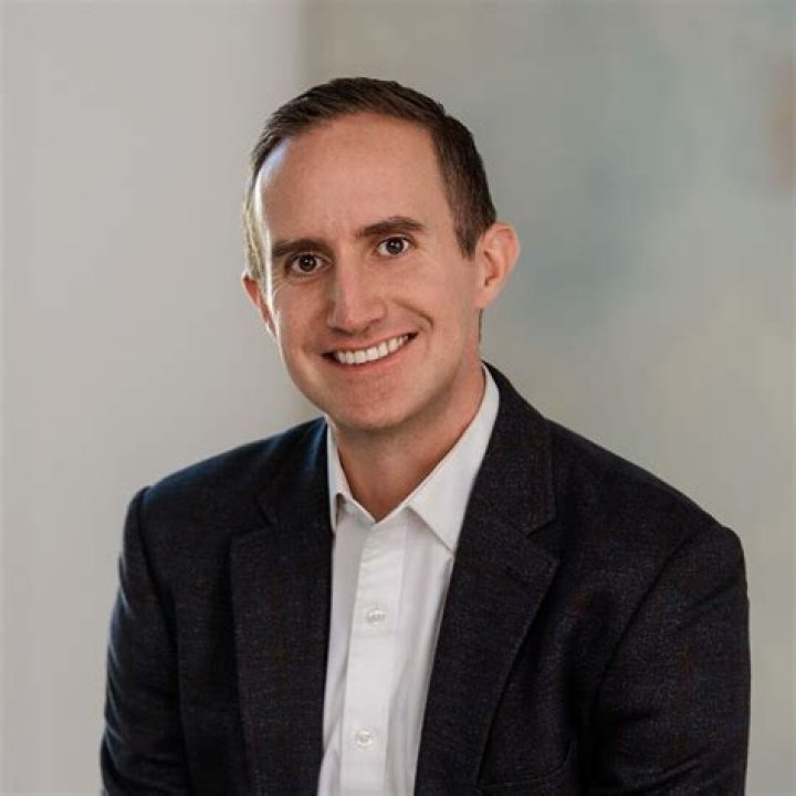 
Dr William Husel Height, Weight, Net Worth, Age, Birthday, Wikipedia, Who, Nationality, Biography 