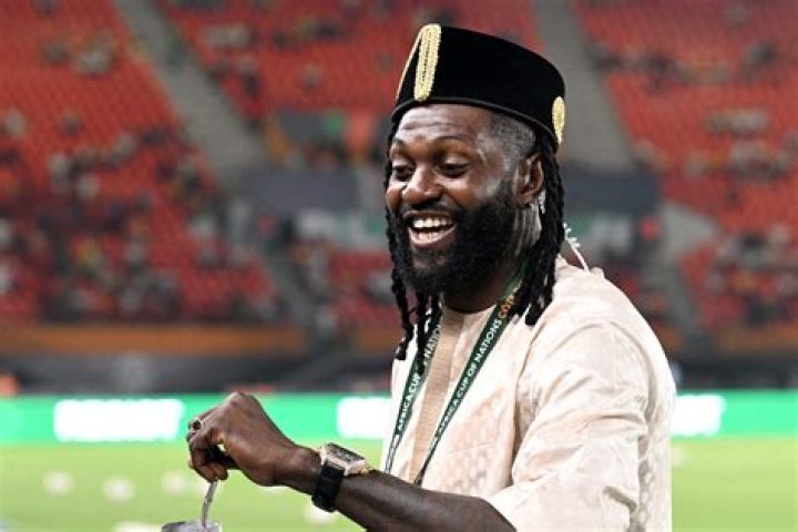 Emmanuel Adebayor Height, Weight, Net Worth, Age, Birthday, Wikipedia, Who, Nationality, Biography