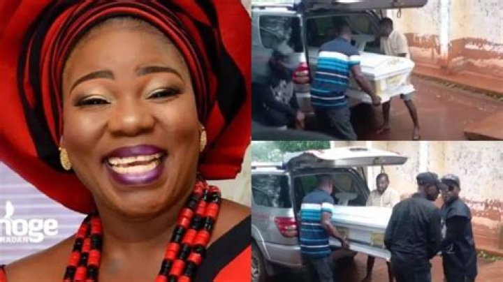
Empress Njamah shares heartbreaking videos from Ada Ameh’s burial 