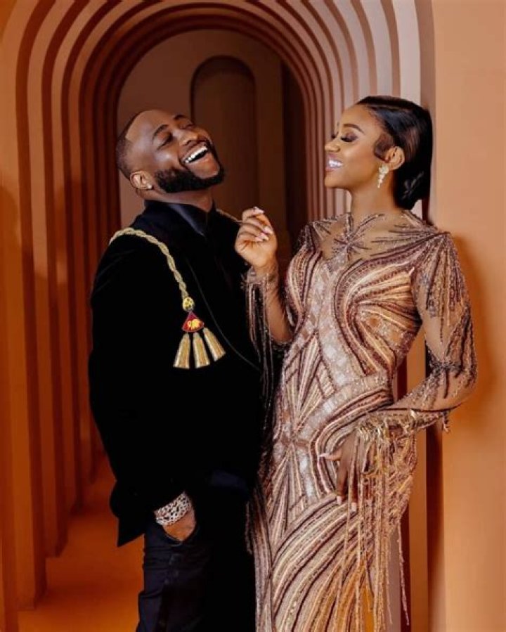 
Endless Celebration as Davido Confirms Plans to Marry Chioma in 2023 