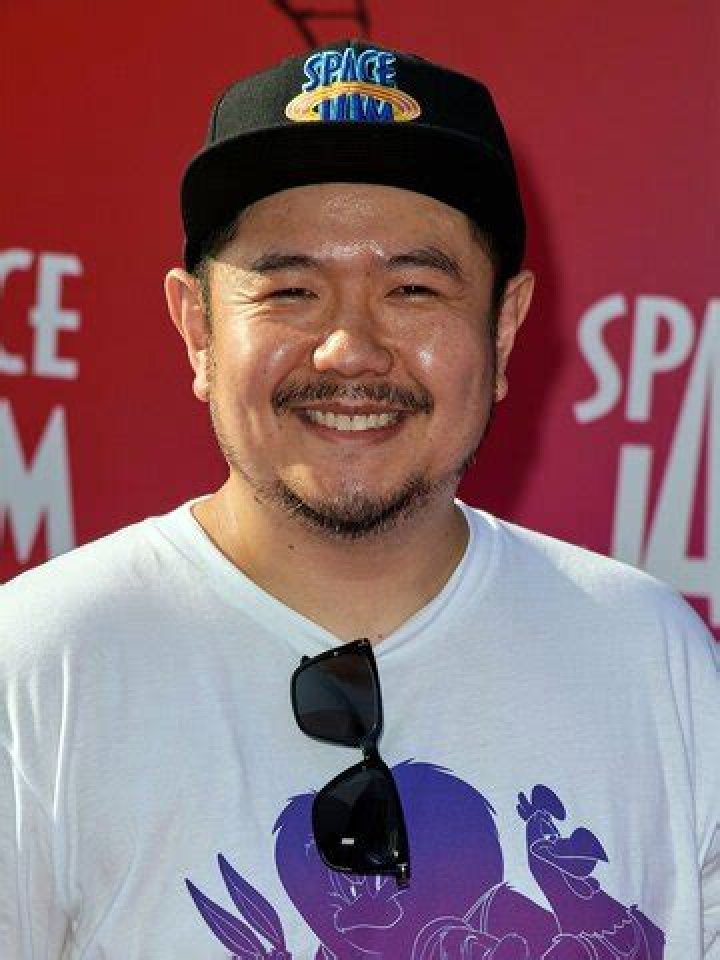  Eric Bauza