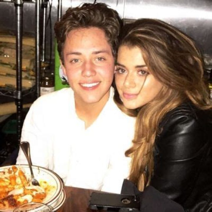 Ethan Cutkosky Met Brielle Barbusca On The Set Of Shameless