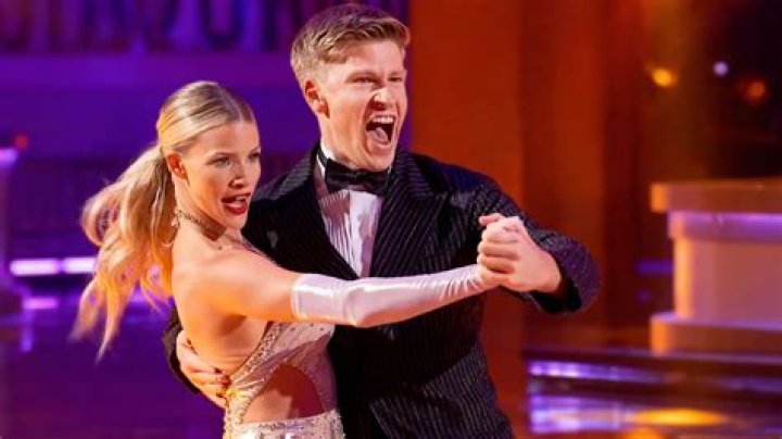 
Former Olympian Eric Murray Is A Contestant On Dancing With The Stars NZ, Details About His Wife & Family 
