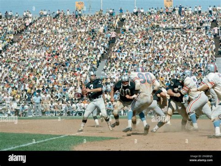Former QB Daryle Lamonica Net Worth At The Time Of Death Was Over $60 Million