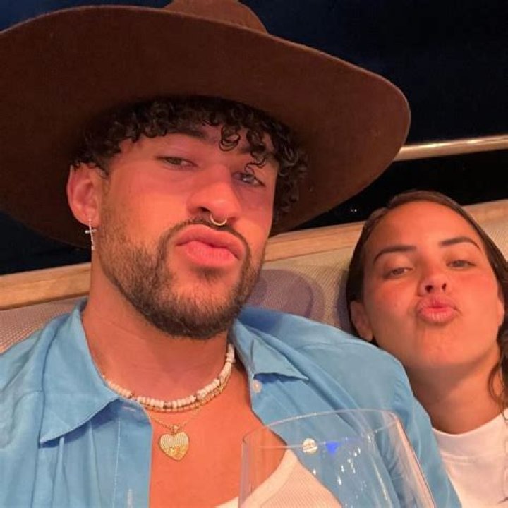 
Gabriela Berlingeri & Bad Bunny Make Up A Sweet Couple With Snaps and Pictures From Their Daily Lives 