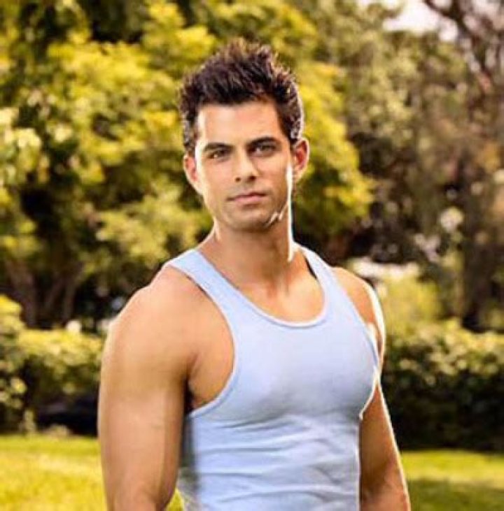 
Gerardo Celasco Height, Weight, Net Worth, Age, Birthday, Wikipedia, Who, Nationality, Biography 