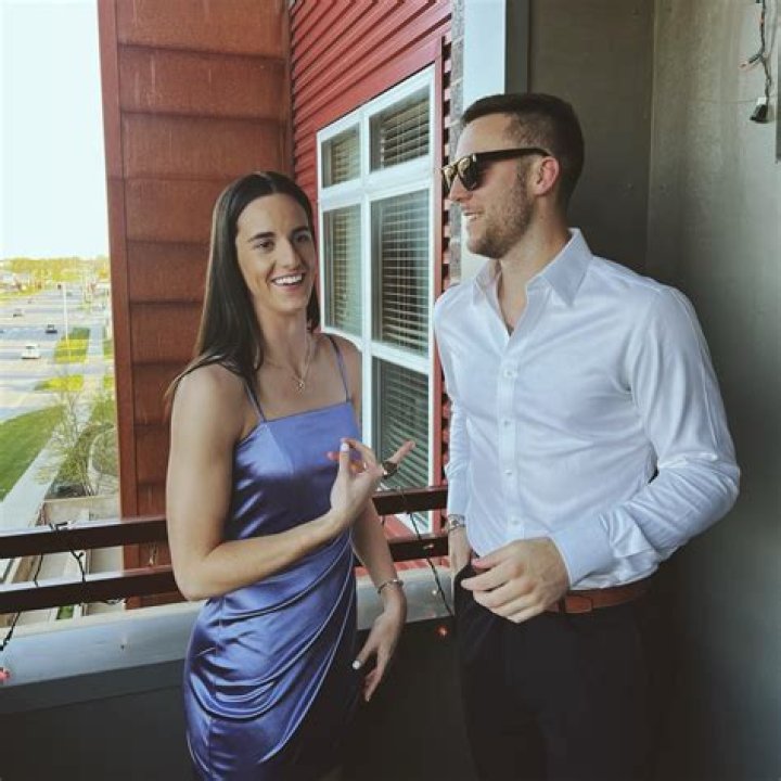 
Hannah Wilkinson Boyfriend: Is She Dating Anyone Or Married? Football Star’s Personal Life 