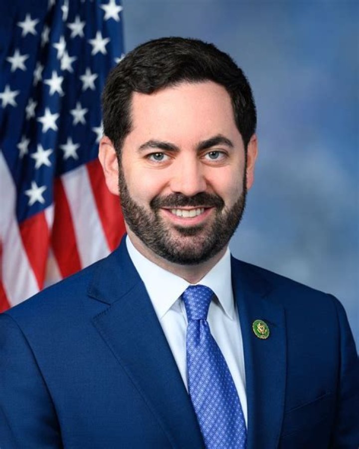 
Here’s Why Kate Lawler Is Missing From Virgin Radio, She Quits The Show To Be With Her Daughter More 