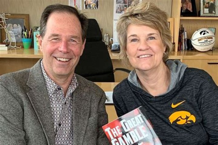 Iowa Coach Lisa Bluder Family Life with Husband David Bluder