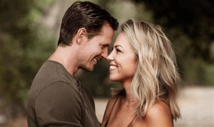 Is Jessica Hall Married? Her Bio, Age, Husband, Kids and Net worth