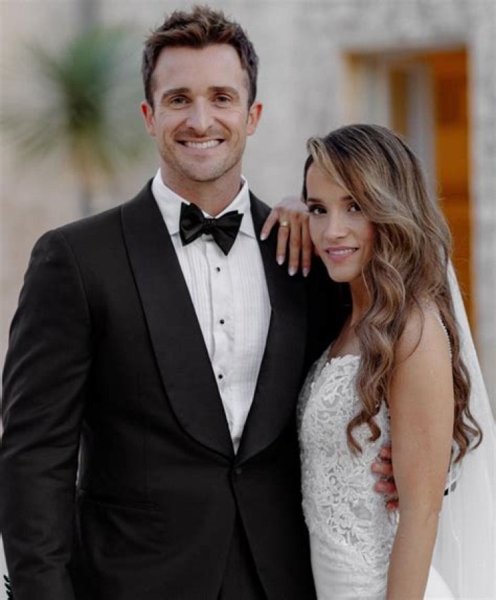 Is Matthew Hussey And Camila Cabello Seperated? His Dating Life, Career, Earning And Net Worth