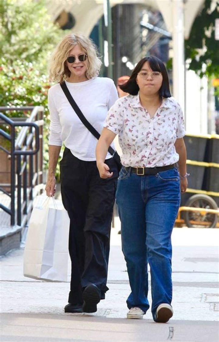 Is Meg Ryan Gay? What’s The Top Gun Actress’s Sexuality?