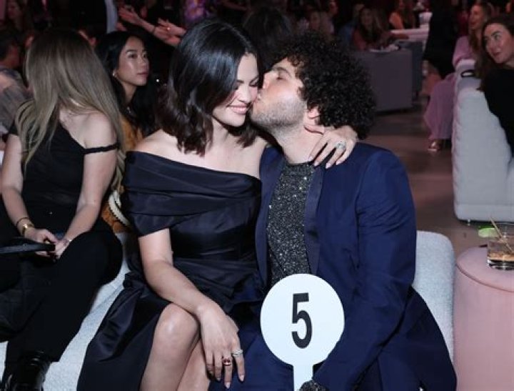 Is Selena Gomez Gay? Get More Information!