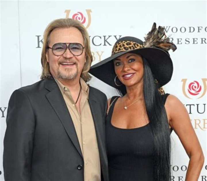 
Is Travis Tritt Gay? Partner And Sexuality Explored 
