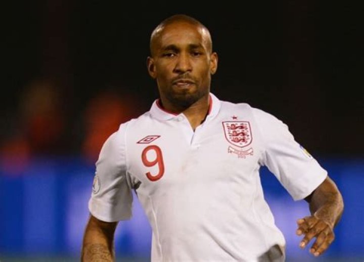
Jermain Defoe Height, Weight, Net Worth, Age, Birthday, Wikipedia, Who, Nationality, Biography 