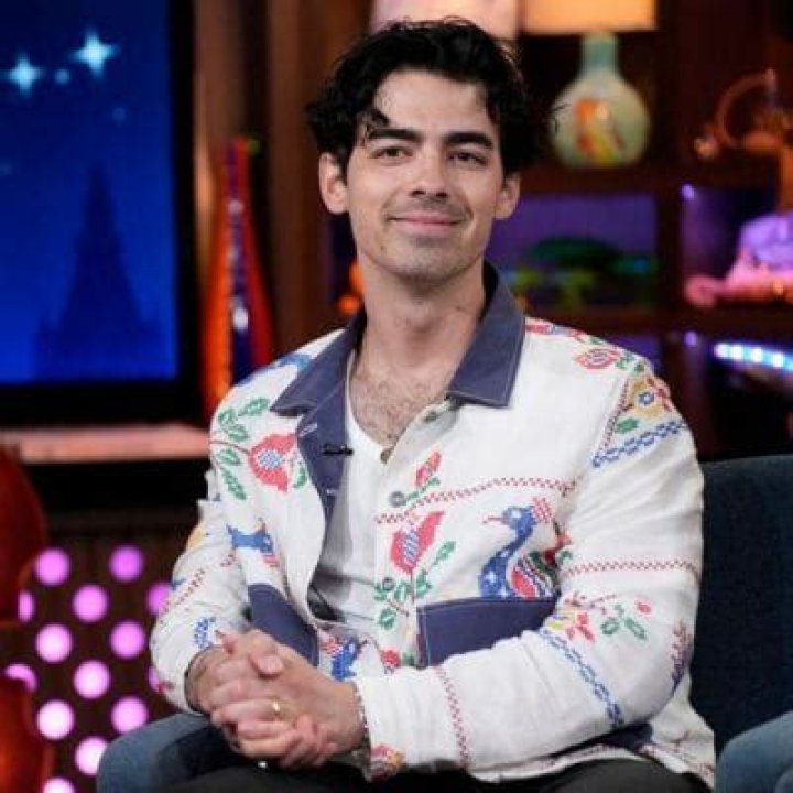 
Joe Jonas Weight Loss: How Did He Lose His Weight? Illness And Health Update 