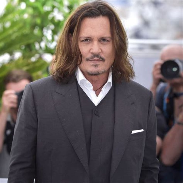 Johnny Depp Height, Weight, Net Worth, Age, Birthday, Wikipedia, Who, Nationality, Biography