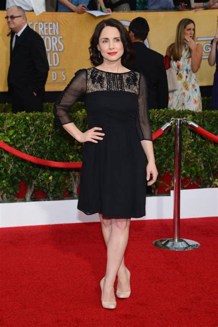 Kelly Fraser Height, Weight, Net Worth, Age, Birthday, Wikipedia, Who, Instagram, Biography