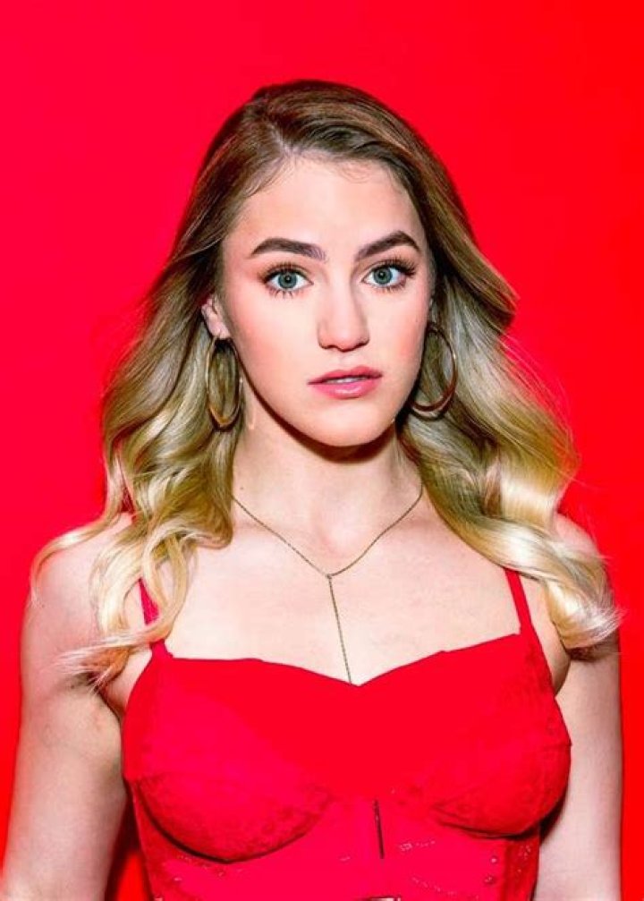 Kenzie Height, Weight, Net Worth, Age, Birthday, Wikipedia, Who, Nationality, Biography