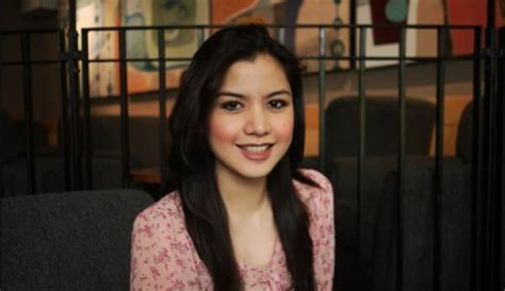Lisa Surihani Height, Weight, Net Worth, Age, Birthday, Wikipedia, Who, Nationality, Biography
