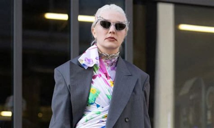 Lotta Volkova Height, Weight, Net Worth, Age, Birthday, Wikipedia, Who, Instagram, Biography