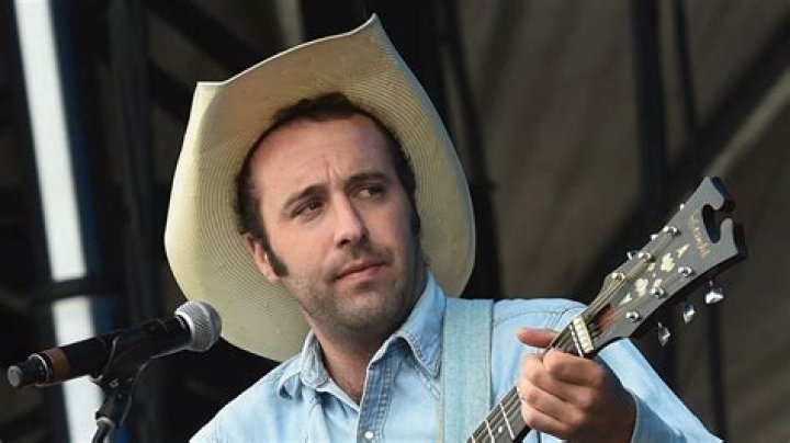 
Luke Bell, Country Singer, Found Dead At 32 Over A Week After Being Reported Missing 