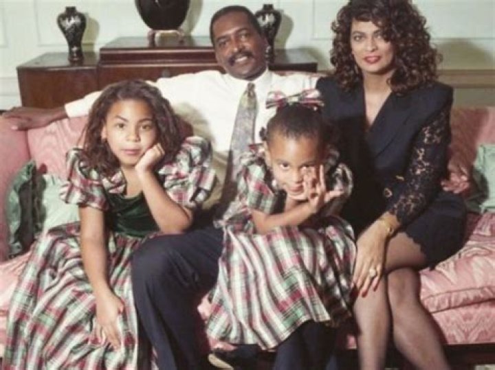 
Meet Beyoncé’s Parents Tina and Mathew Knowles and Her Equally Famous Sister Solange 