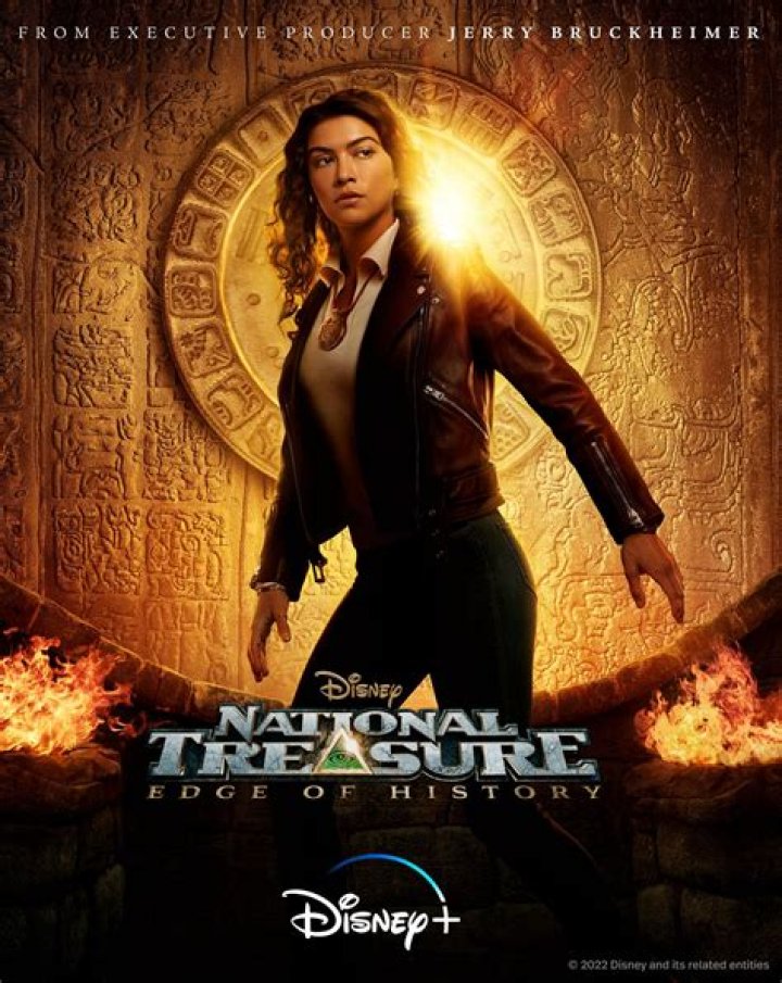 
Meet Lisette Olivera as Actress Plays Jess Valenzuela in ‘National Treasure: Edge of History’ 