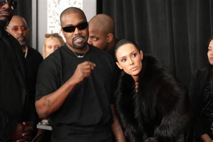 
Model Sheagreekfreak On TikTok Allegedly Twerked For Kanye West and Future 
