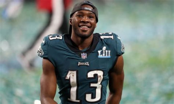 
Nelson Agholor Height, Weight, Net Worth, Age, Birthday, Wikipedia, Who, Nationality, Biography 