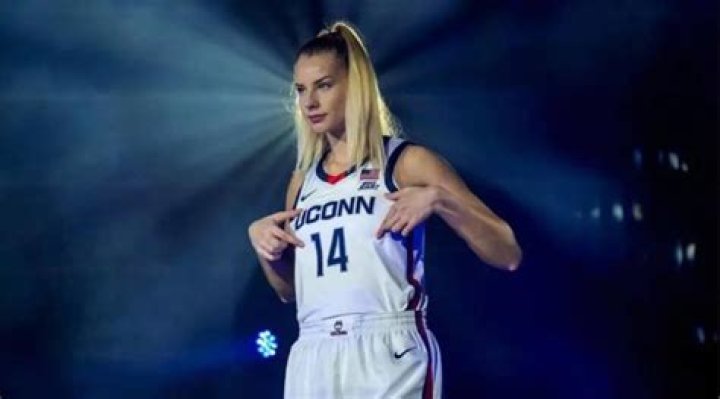 
Pap Dorka Height, Weight, Net Worth, Age, Birthday, Wikipedia, Who, Nationality, Biography 