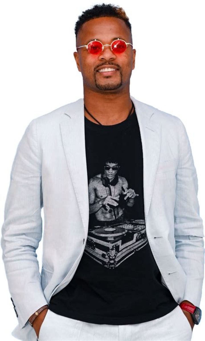
Patrice Evra Height, Weight, Net Worth, Age, Birthday, Wikipedia, Who, Nationality, Biography 