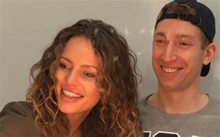 
Robbie Hummel Height, Weight, Net Worth, Age, Birthday, Wikipedia, Who, Nationality, Biography 