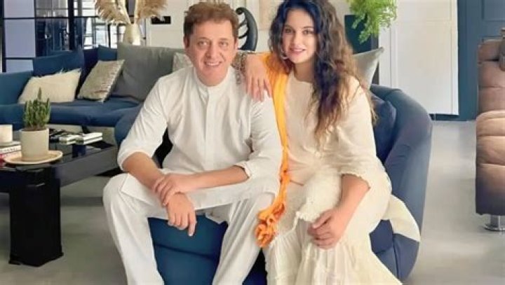 Sara Arfeen Khan Height, Weight, Net Worth, Age, Birthday, Wikipedia, Who, Instagram, Biography