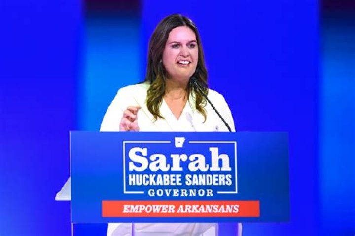 
Sarah Huckabee Sanders Wiki: What’s His Ethnicity? Governor Religion And Family 