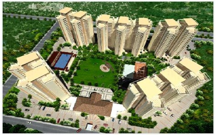 
SC directs NOIDA to provide flats to 844 members of group housing society 