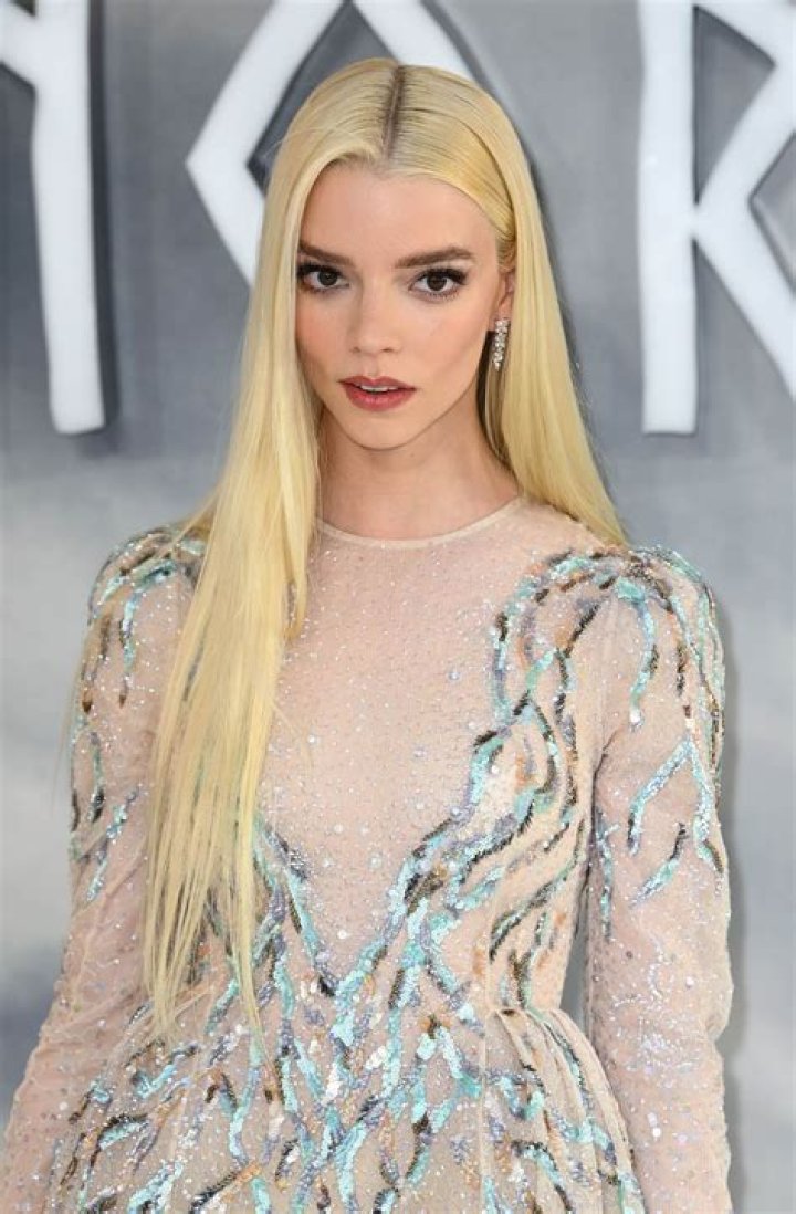 
“She can’t play with my feelings like this”: Anya Taylor Joy’s hacked Twitter account sends the internet into a frenzy 