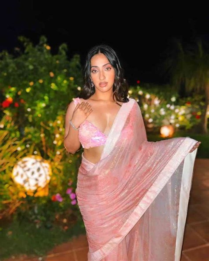 
Shruti Ranjan Height, Weight, Net Worth, Age, Birthday, Wikipedia, Who, Nationality, Biography 