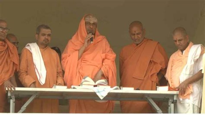 Siddeshwar Swamiji Height, Weight, Net Worth, Age, Birthday, Wikipedia, Who, Instagram, Biography